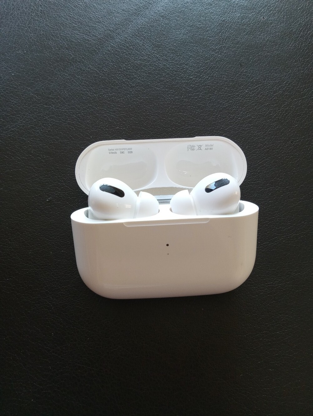 Apple AirPods Pro Earbuds in White with Charging Case